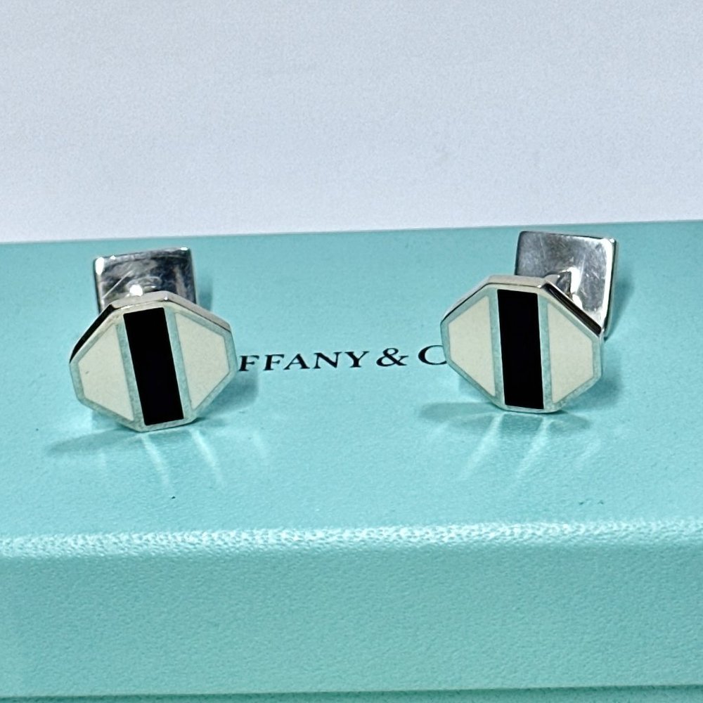 Authentic Rare Tiffany & Co. Paloma Picasso Zellige Black White Enamel Cuff Link